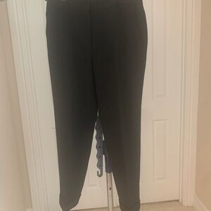 BCBG Maxazria Black Cuffed Crop Pants sz 6